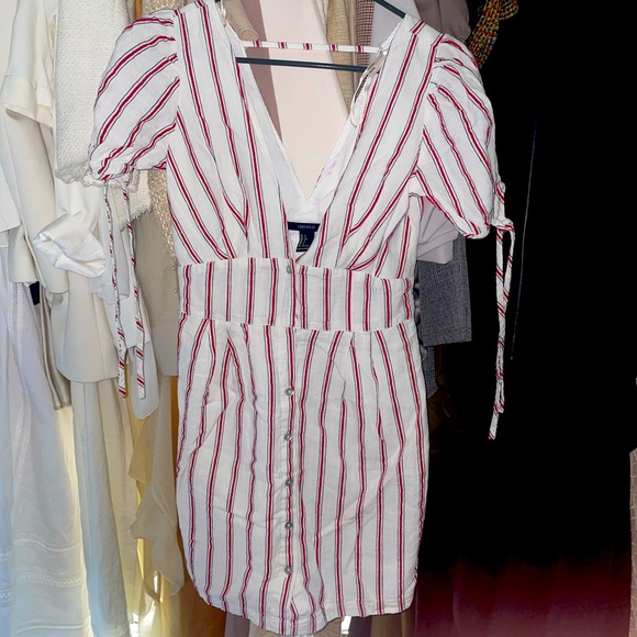 Forever 21 V Neck Mini Dress - Picture 2 of 5